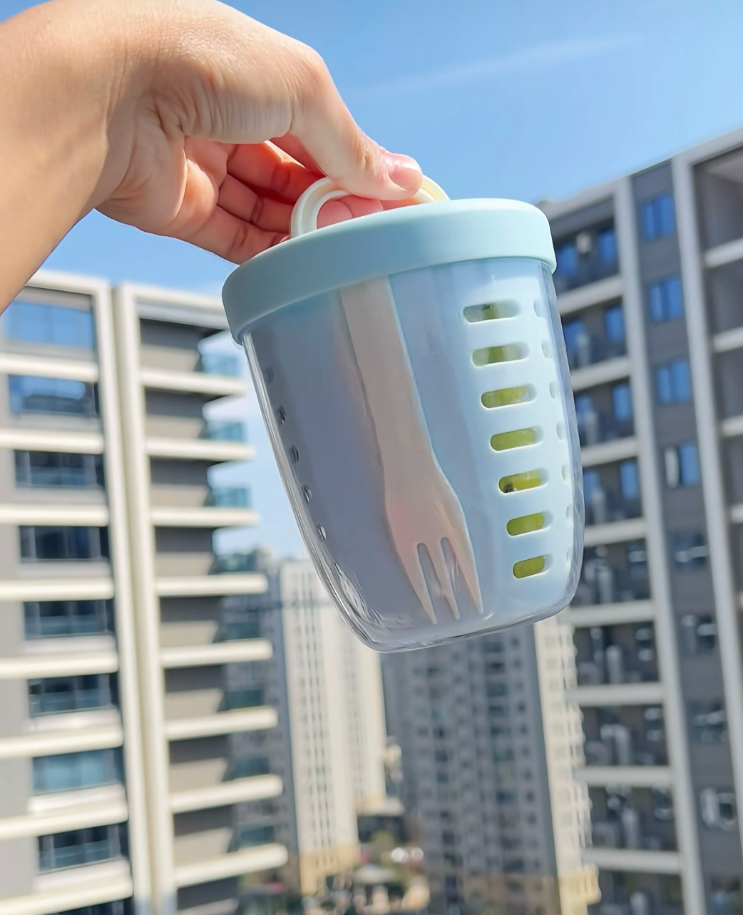 Reimagine On-the-Go Nutrition | The Leakproof Salad Cup